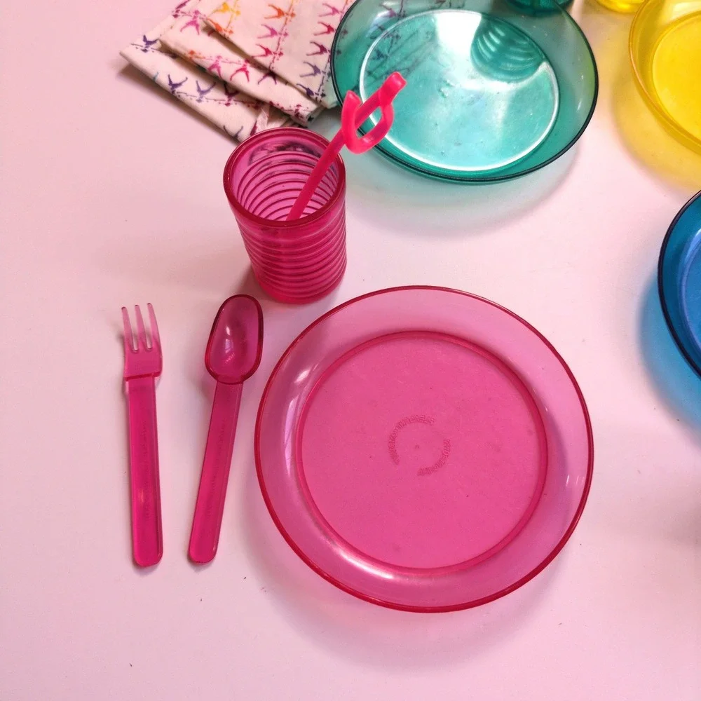 Vtg 1996 American Girl Birthday Cookout Picnic Plates Cups Straws Napkin Utensil